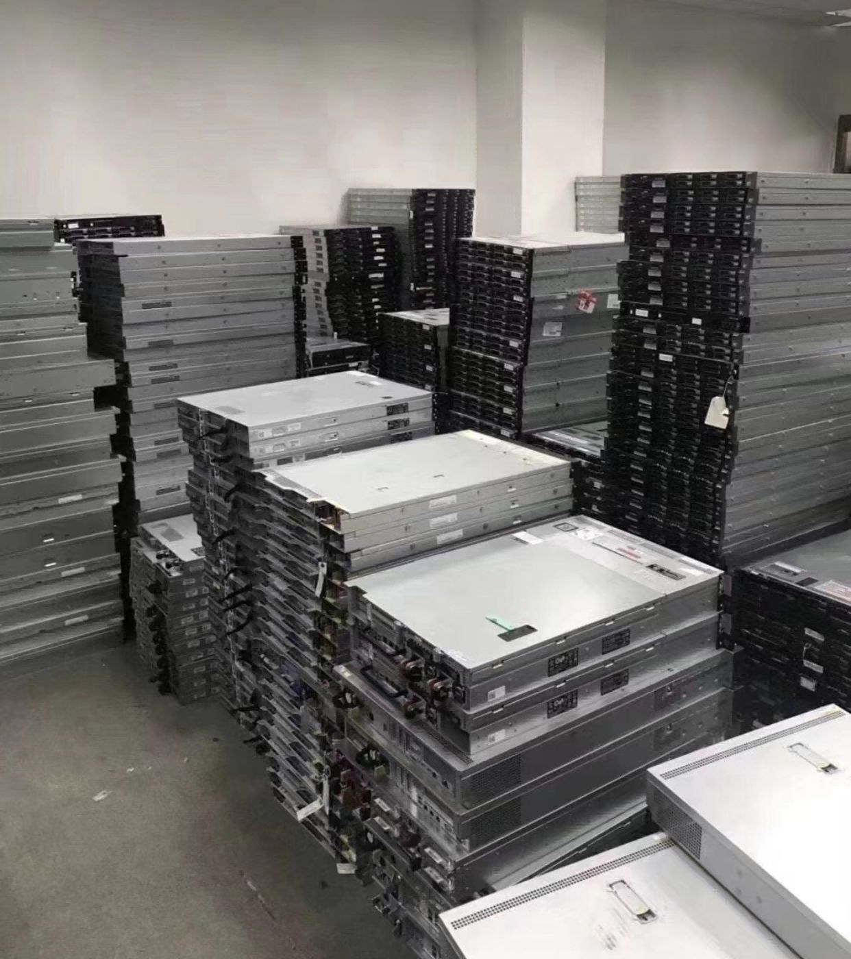 廣州服務器回收服務站,24小時線上估價超方便(圖1) 廣州服務器回收服務站,24小時線上估價超方便(圖1)