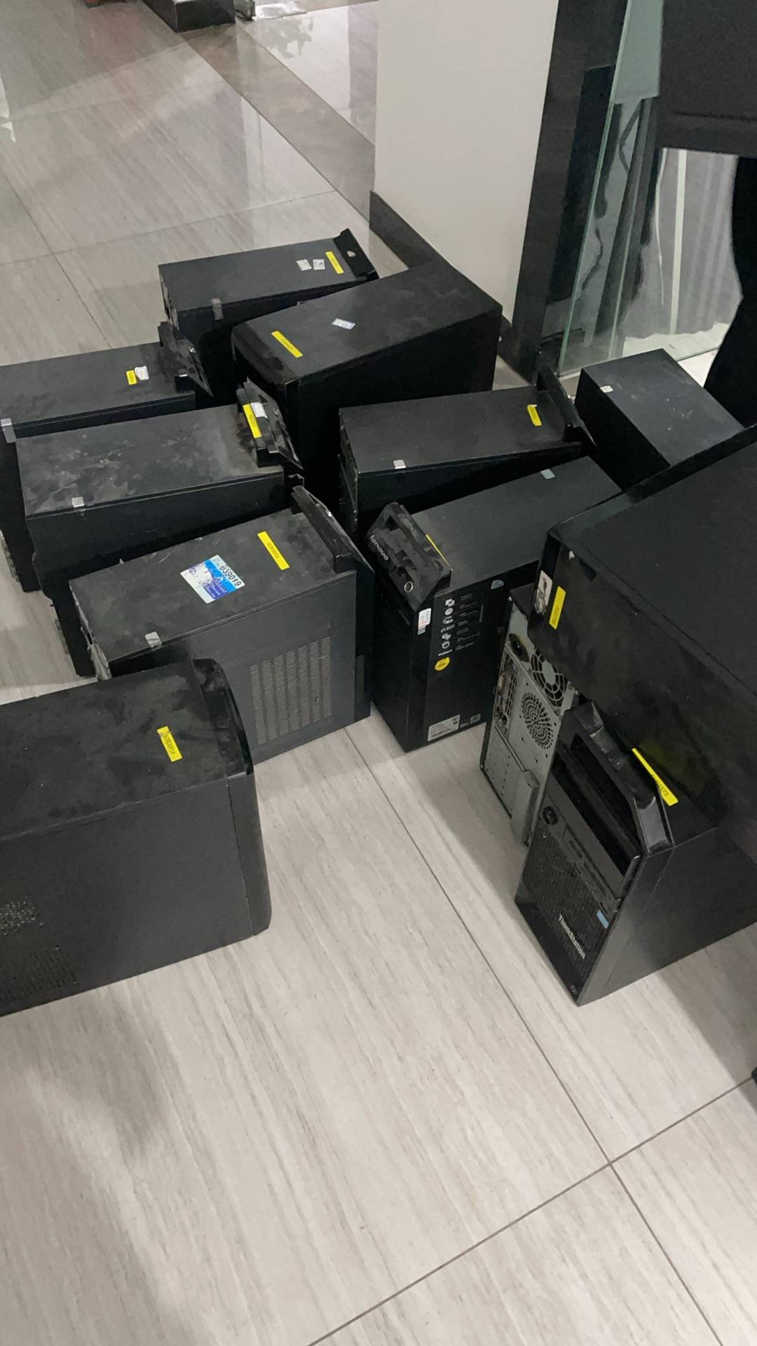 廣州批量回收辦公服務器設備,先付款后收貨超安心(圖3) 廣州批量回收辦公服務器設備,先付款后收貨超安心(圖3)