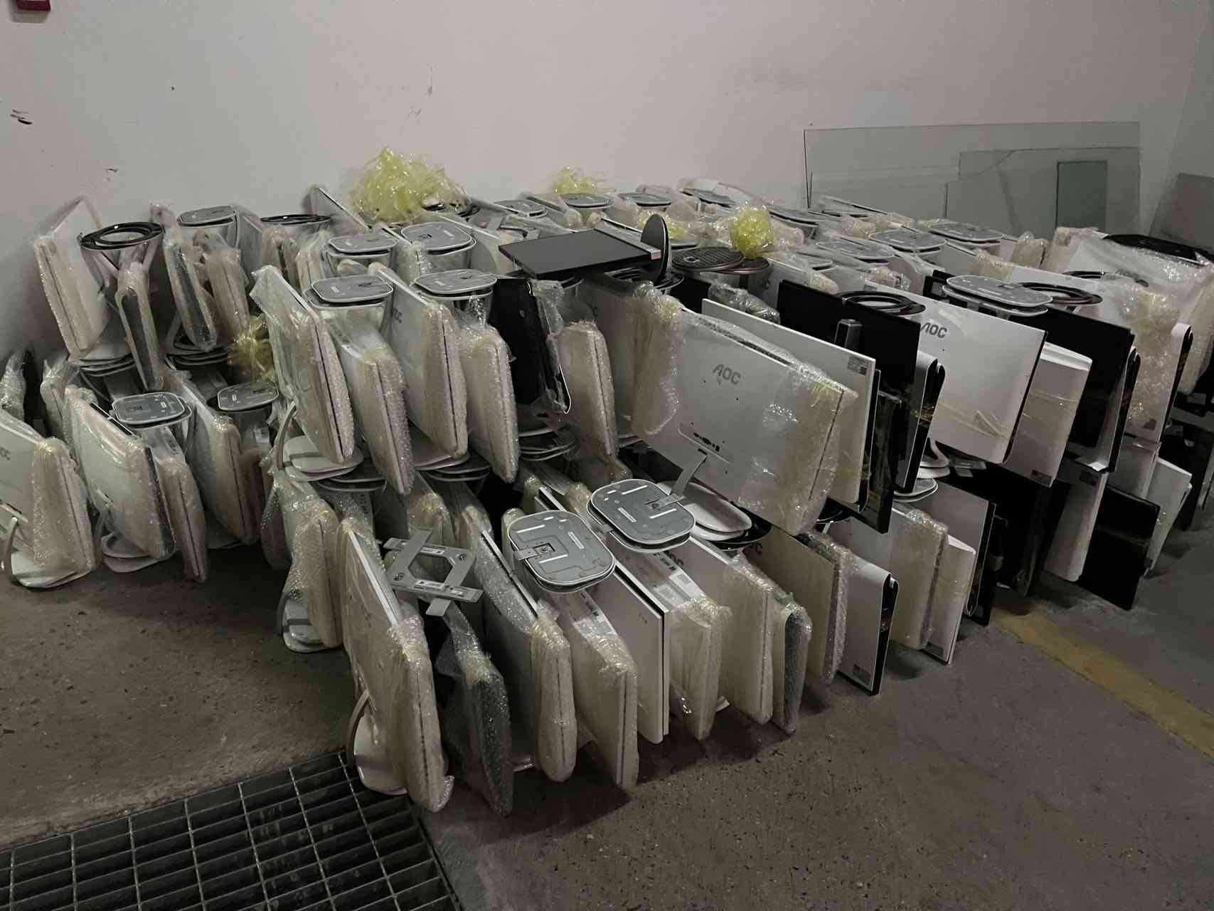 深圳電腦回收,當天上門超厲害啦(圖3) 深圳電腦回收,當天上門超厲害啦(圖3)