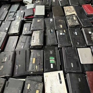 深圳服務器回收:硬盤消磁與數據銷毀的可靠之選